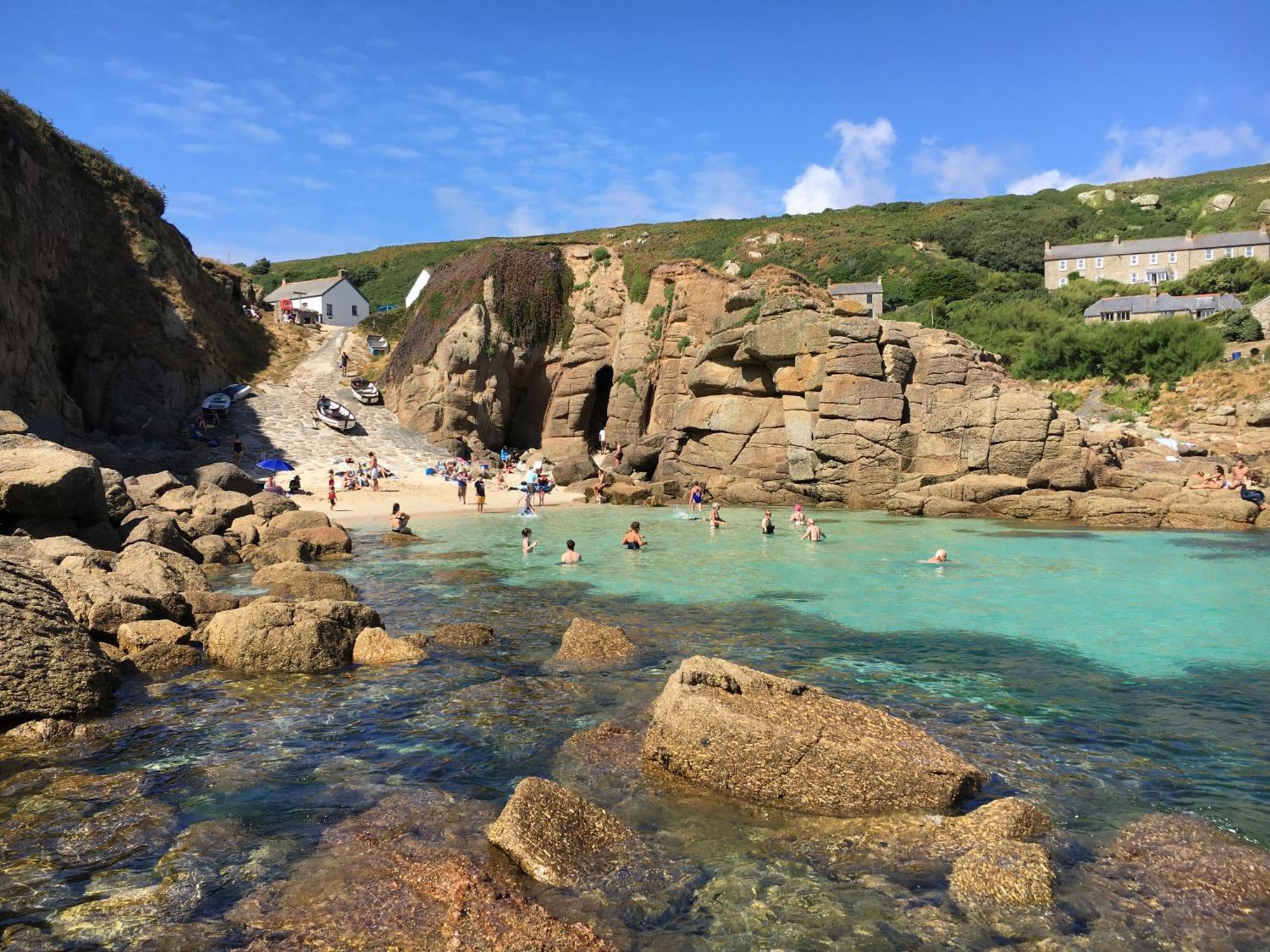 Trengothal Barn Apartamento Porthcurno Exterior foto