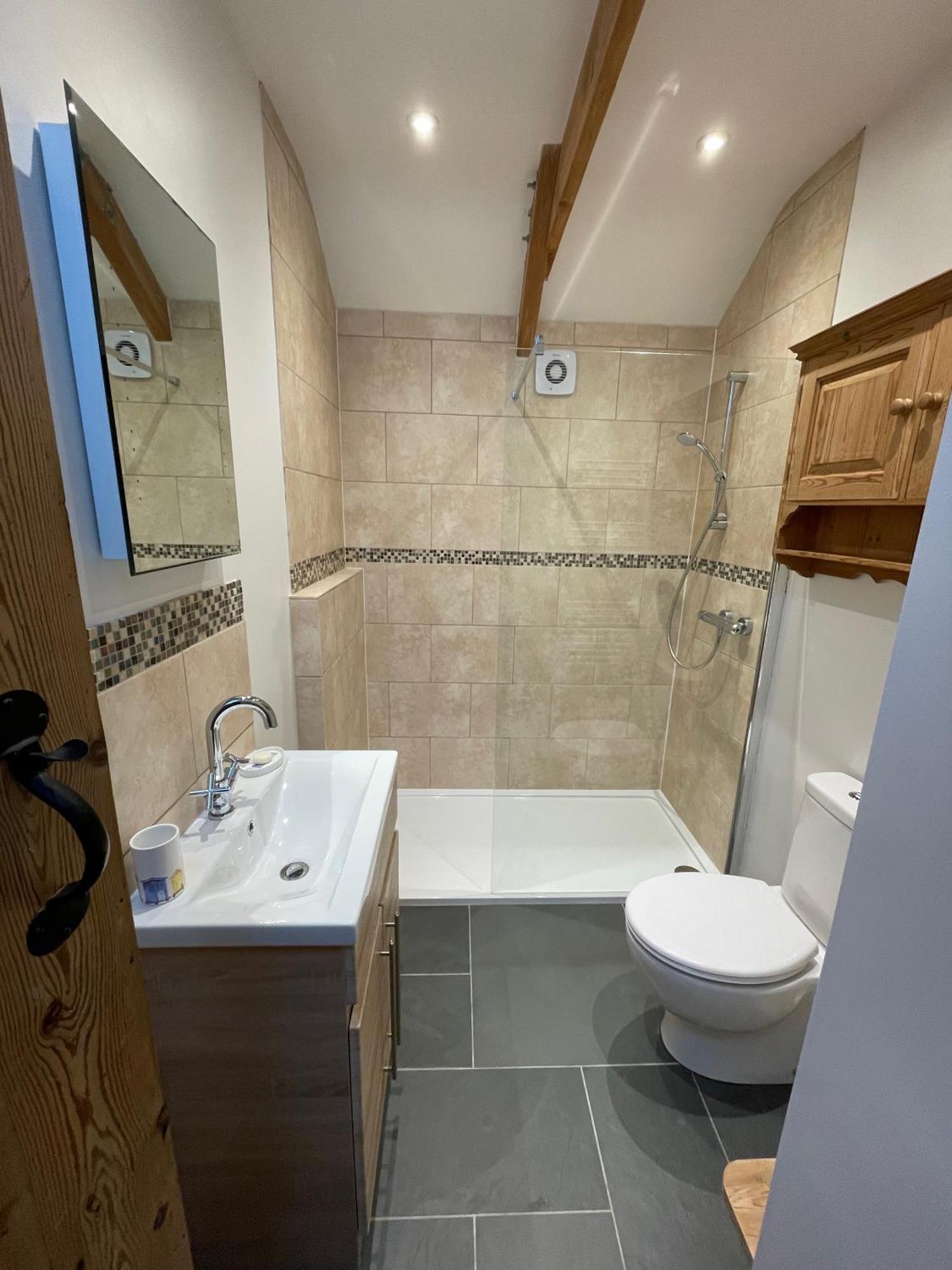 Trengothal Barn Apartamento Porthcurno Exterior foto